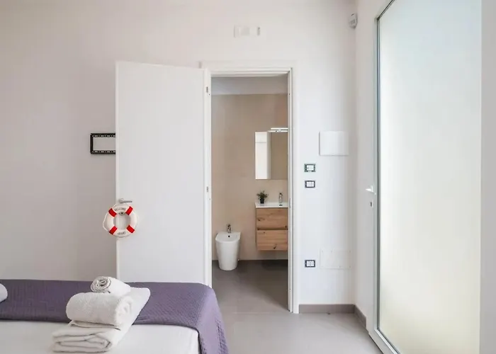 Pensionat Luminosa Charme E Relax A Porto Cesareo 3*